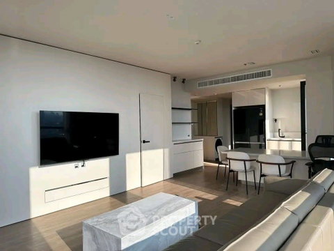 32nd-Floor 3-BR At The Issara Sathorn, 110 Sqm (ID 3195431)