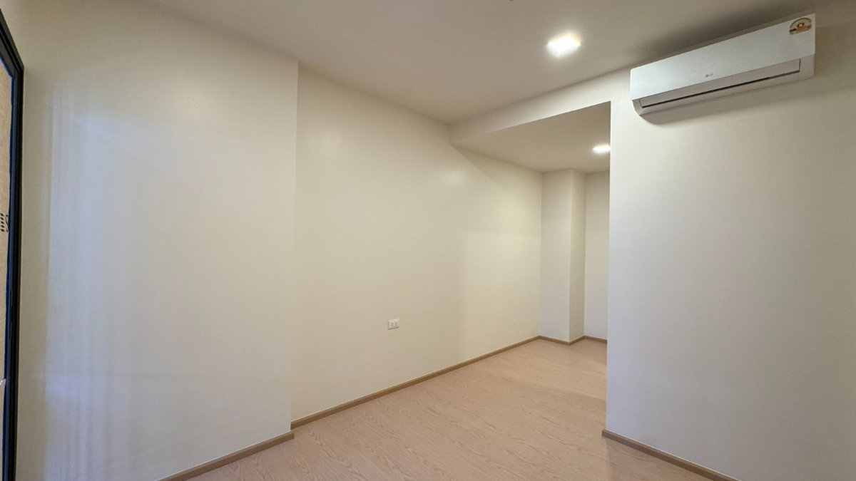 รูป 🔥 𝗛𝗢𝗧 𝐃𝐄𝐀𝐋🔥 𝗧𝗛𝗘 𝗕𝗔𝗦𝗘 Urban Rama9 คอนโดพร้อมอยู่ 1Bed ขนาด 35.34 sq.m เริ่ม 4.29 MB. ใกล้เซ็นทรัลพระราม9 เพียง2นาที❗️ - รูปที่ 8/11