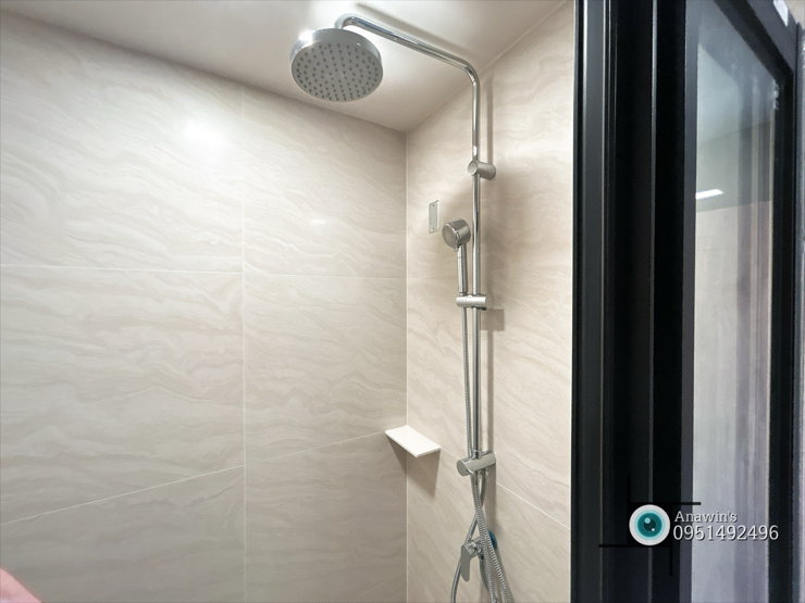 รูป หนึ่งห้องนอนใหญ่ใจกลางพระราม 9 ราคาสุดคุ้มเพียง 3.99 ล้านบาท คลิกเลย - รูปที่ 8/8