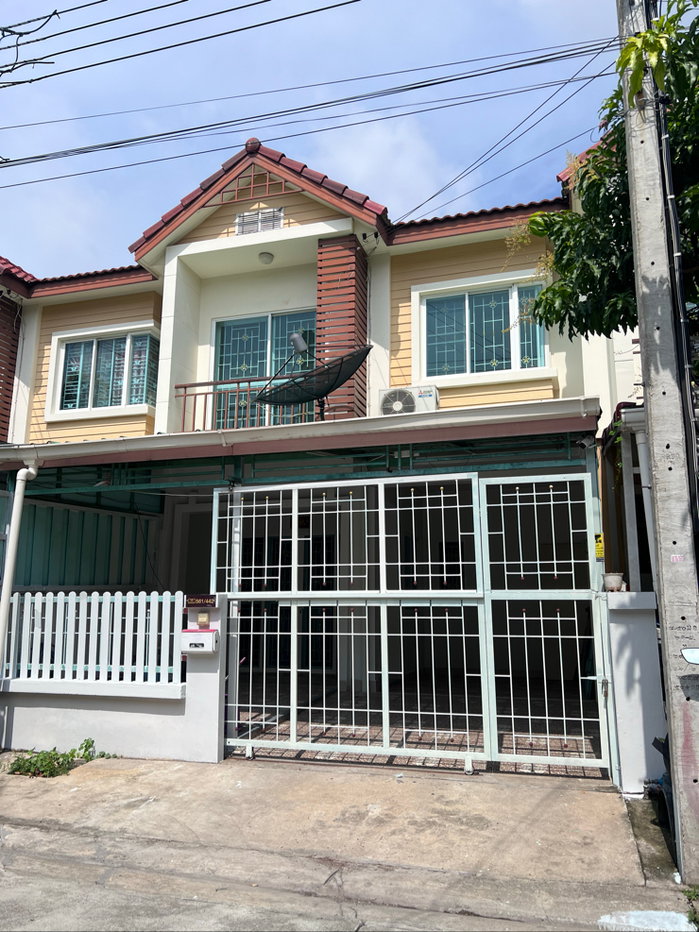รูป ขายทาวน์เฮ้าส์ 3 ห้องนอน หมู่บ้านพิศาล 2 ลาดกระบัง ใกล้สุวรรณภูมิใกล้โรงพยาบาล | มีรถเมล์ผ่าน| 1.89 ลบ. - รูปที่ 1/13
