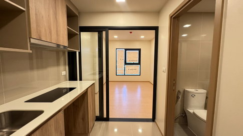 🔥 𝗛𝗢𝗧 𝐃𝐄𝐀𝐋🔥 𝗧𝗛𝗘 𝗕𝗔𝗦𝗘 Urban Rama9 คอนโดพร้อมอยู่ 1Bed ขนาด 35.34 sq.m เริ่ม 4.29 MB. ใกล้เซ็นทรัลพระราม9 เพียง2นาที❗️