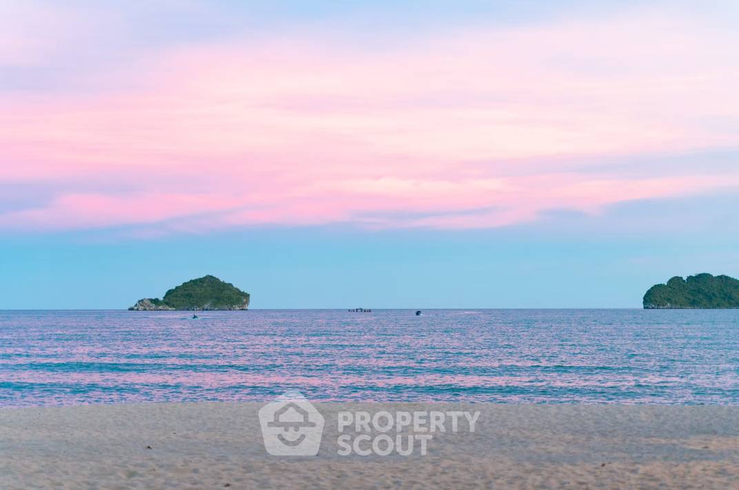 picture 6-BR 365 Sqm Luxury Beachfront House In Prachuap (ID 3195635) - 22/22