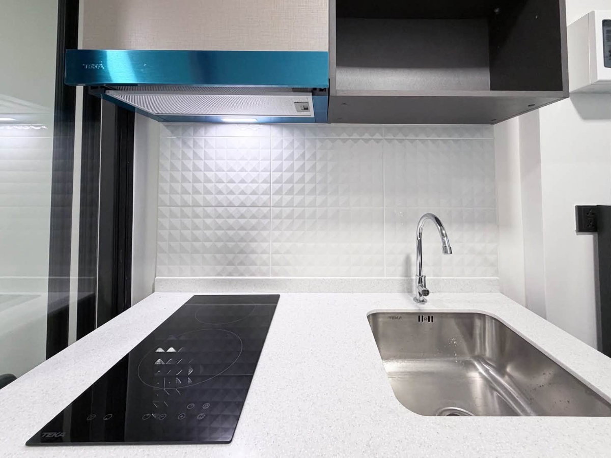 รูป ให้เช่า แอทโมซ พาลาซิโอ ลาดพร้าว-วังหิน ขนาด 26 ตรม. ราคา 17,000 บาท โทรฯ โทรฯ 096 1366945   ไลน์ไอดี: rose459 - รูปที่ 8/18
