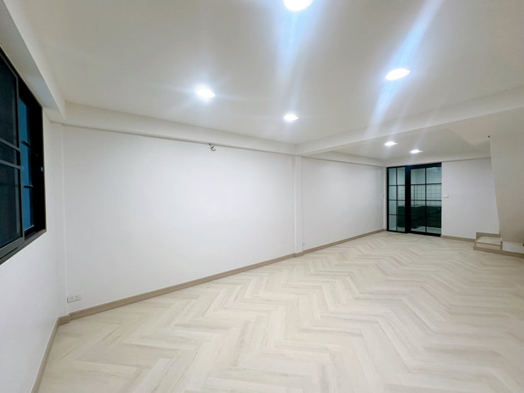 รูป 🏠 เจ้าของขายเอง 🏠 รีโนเวทใหม่ทั้งหลัง ทาวน์โฮม 2 ชั้น ซอยอ่อนนุช 44 | เดินแค่ 50 เมตร ถึง 7-11 | · ห่าง BTS บางจาก แค่ 2.9 กม. - รูปที่ 5/14