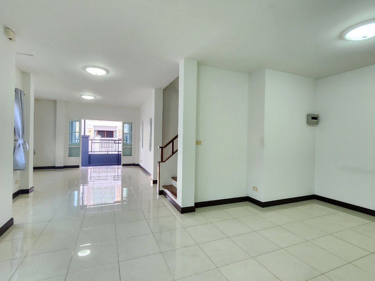 picture TOWNHOUSE (Phanason Residence Village) - 12/21