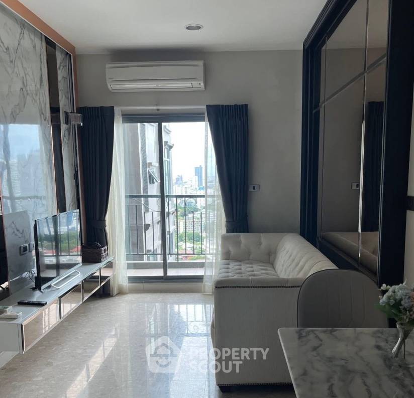 picture 26th-Floor 1-BR The Crest Sukhumvit 34 200m To BTS Thong Lor (ID 3121121) - 1/5