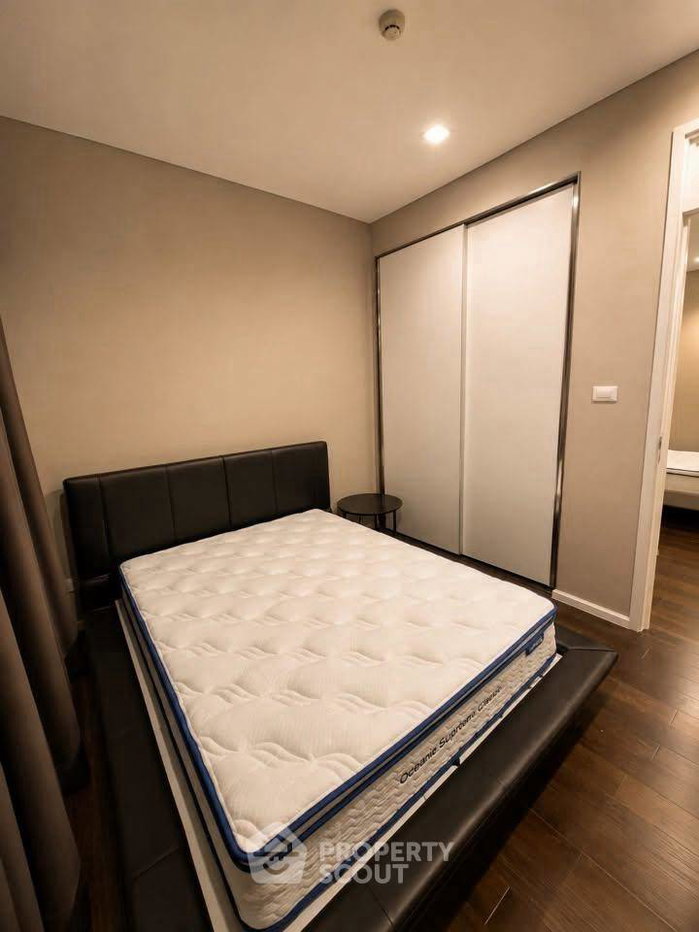 picture 24th-Floor 2-BR The Saint Residences, 100m To MRT Phahon Yothin (ID 3196896) - 5/19