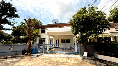 เช่าบ้านเดี่ยว กรุงเทพมหานคร : ให้เช่าบ้านเดี่ยว Perfect Place รามคำแหง 164 บ้านรีโนเวทใหม่ 5 ห้องนอน ใกล้โรงเรียนนานาชาติ