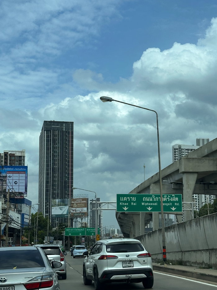 picture Origin Plug & Play Nonthaburi Station Condo Prime location on Rattanathibet Road - 31/34