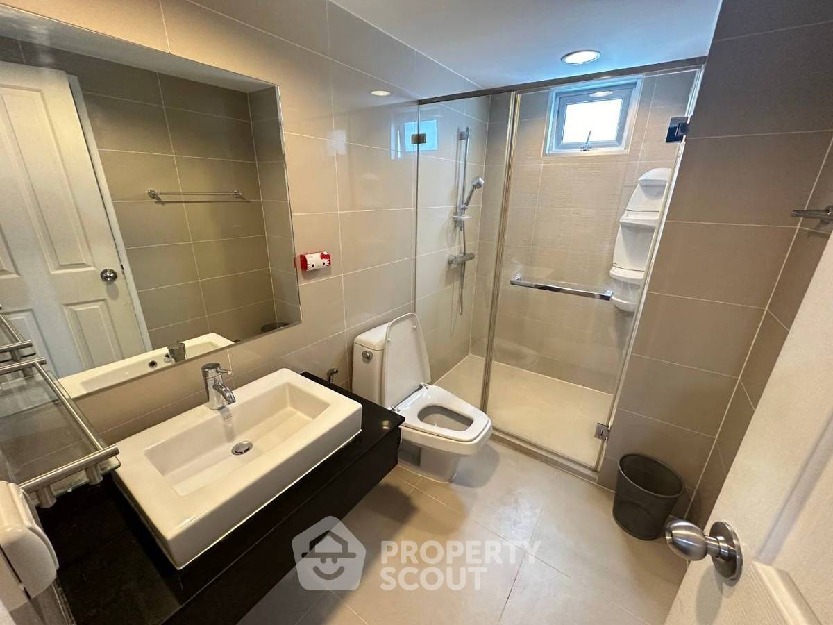 picture 32nd-Floor 2-BR Condo, Belle Grand Rama 9 Near MRT Phra Ram 9 (ID 1947468) - 12/14