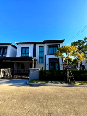 Houses for rent Suwannaphum International Airport : Detached house for rent, Grande Pleno Sukhumvit–Bangna.