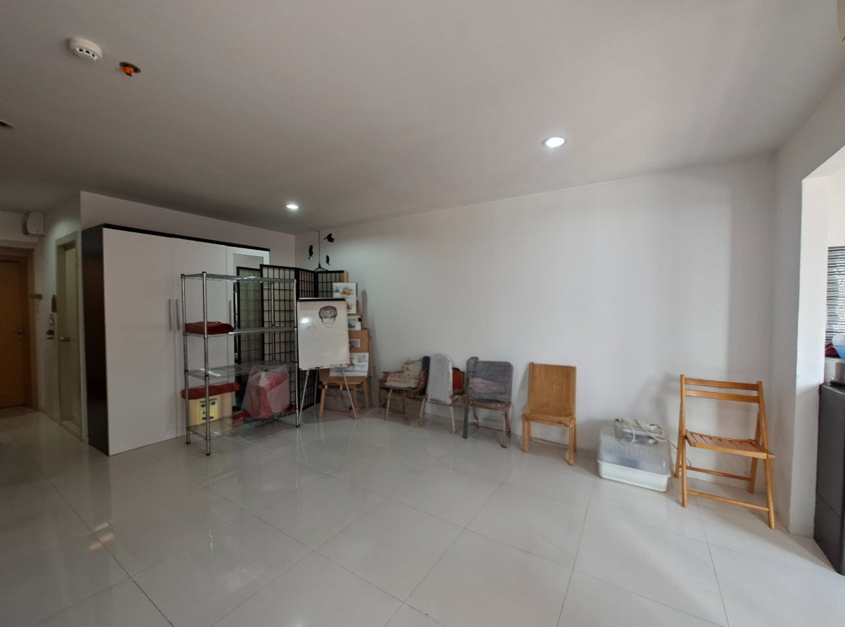 รูป ขายราคาถูกคอนโด Regent Home 12 Latphrao 41 (รีเจ้นท์ โฮม 12 ลาดพร้าว 41) พท. 31ตร.ม.ชั้น2 ตึกB ถ.ลาดพร้าว ห้วยขว้าง กทม. - รูปที่ 2/5