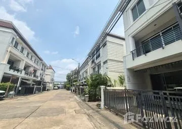 รูป 🏢 HOME OFFICE บนทำเลศักยภาพ ศรีนครินทร์–พัฒนาการ ที่เดียว.. 6672532 - รูปที่ 10/12