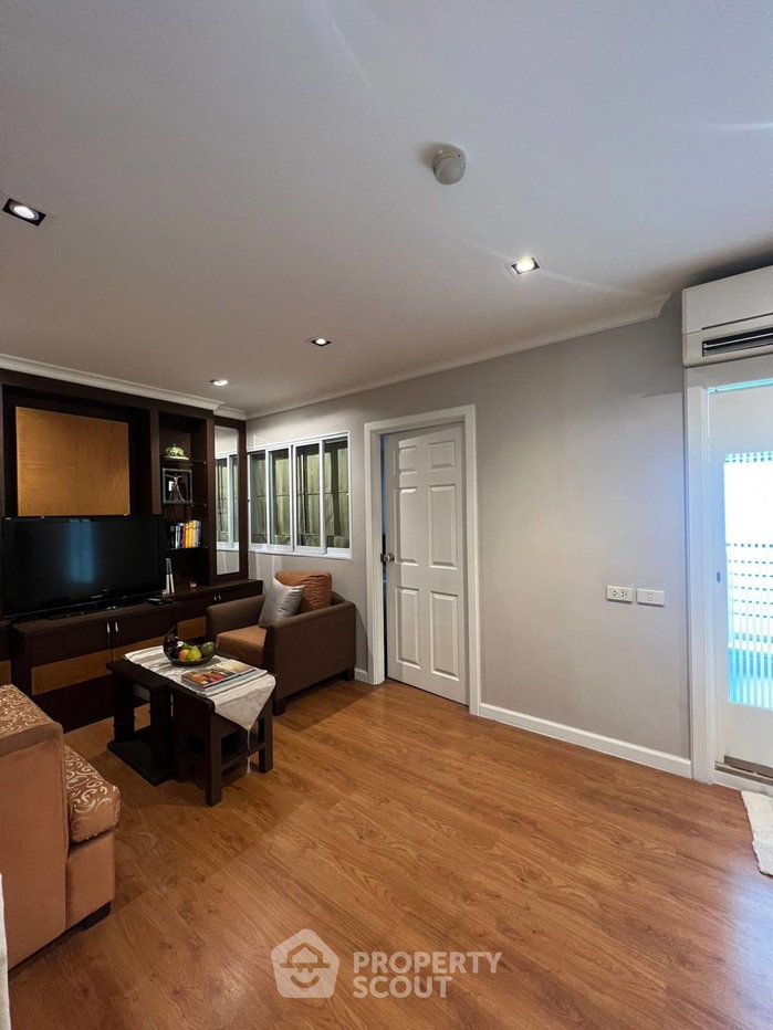 picture 200m To BTS Phrom Phong | 1-BR Lumpini Suite Sukhumvit 41 (ID 1370847) - 2/12