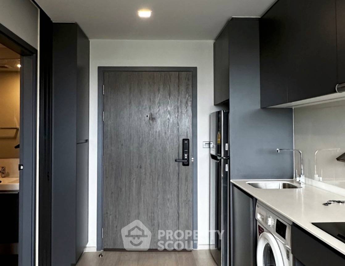 รูป คอนโดให้เช่า 1 ห้องนอน ที่ Venio Sukhumvit 10 ใกล้ BTS Asoke (ID 3119878) - รูปที่ 2/8
