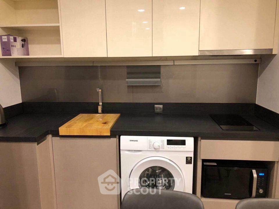 รูป ชั้น 37 ห้องนอน 2 ห้อง ที่ Oka Haus Sukhumvit 36 ใกล้ BTS ทองหล่อ (ID 3192408) - รูปที่ 4/13