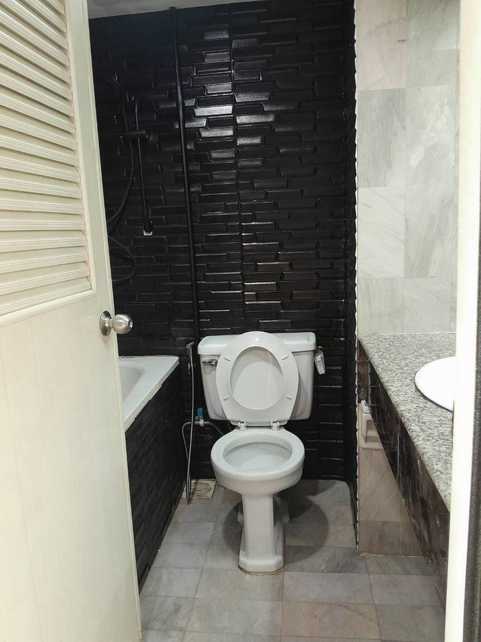 picture Family park for rent near MRT sutthisarn 2 km - 10/10
