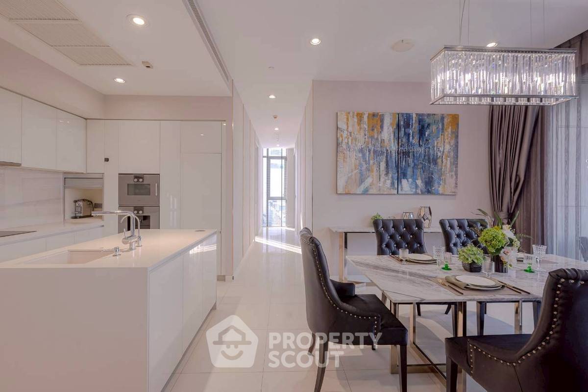 รูป 2 ห้องนอน 128 ตร.ม. ใกล้ BTS พร้อมพงษ์ 100 ม. | Vittorio Sukhumvit 39 (ID 3195487) - รูปที่ 1/9