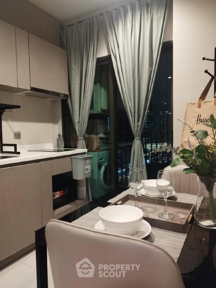 picture 23rd-Floor 1-BR Life Asoke - Rama 9, 300m To MRT Phra Ram 9 (ID 1260009) - 4/9