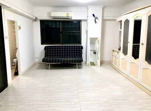 ขายคอนโดใกล้รถไฟฟ้า 200 เมตร กว้าง 34 ตรม. 5 แยกลาดพร้าว