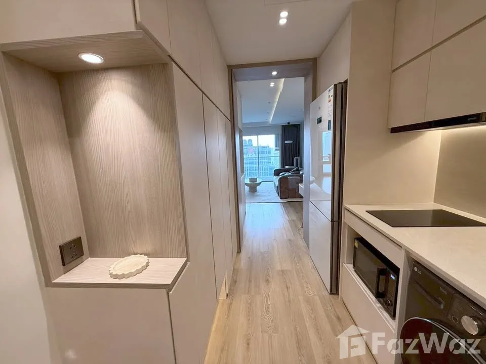 picture 2-Bedroom Corner Unit for Sale at Silom Suites Condominium 6680032 - 12/15