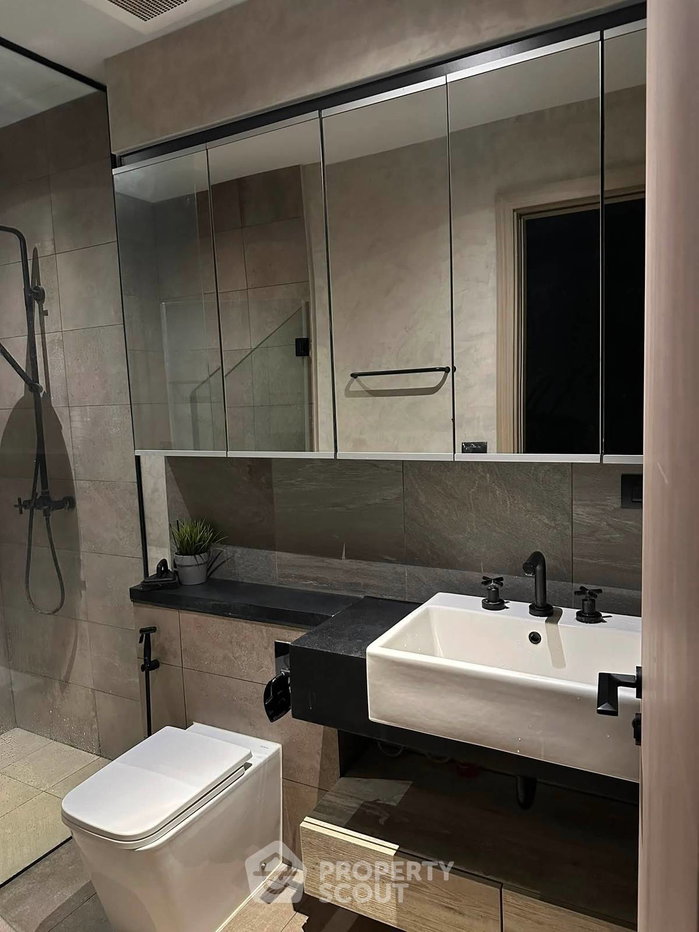 รูป เช่าคอนโด 1 ห้องนอน ขนาด 35 ตารางเมตร The Lofts Asoke MRT เพชรบุรี (ID 3198087) - รูปที่ 8/12