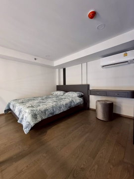 Park Origin Chula Samyan【𝐒𝐄𝐋𝐋 & 𝐑𝐄𝐍𝐓】🔥Modern and luxurious design with large windows to let in natural light.🔥 Contact Line ID: @hacondo