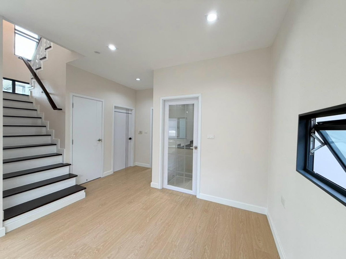 รูป 💥 ขาย  Saransiri Tiwanon - Chaengwattana 1 (สราญสิริ ติวานนท์-แจ้งวัฒนะ 1)  ใกล้จุดขึ้นทางด่วนศรีสมาน หลังมุมด้านใน  ✅ บ้านสวย พร้อมเข้าอยู่ - รูปที่ 17/53
