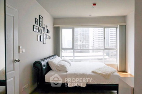 ใกล้ BTS กรุงธนบุรี เพียง 90 ม. คอนโด 1 ห้องนอน Hive Sathorn (ID 3197957)