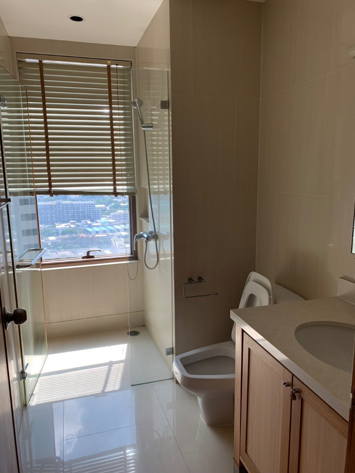 รูป For Rent Condo The Emporio Place 24Fully furnished (S15-26242) - รูปที่ 12/19