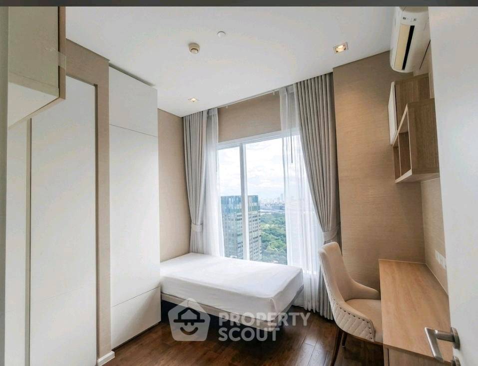 picture 38th-Floor 2-BR The Saint Residences 100m To MRT Phahon Yothin (ID 3195736) - 8/20