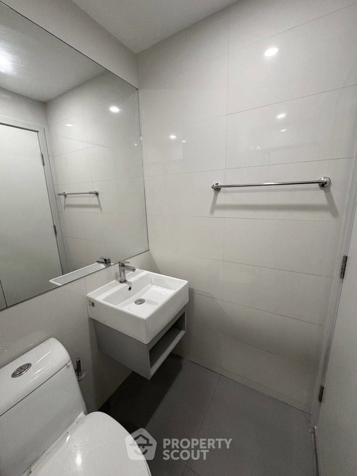 picture 17th-Floor 1-BR Knightsbridge Prime Sathorn Near BTS Saint Louis (ID 3197896) - 7/7
