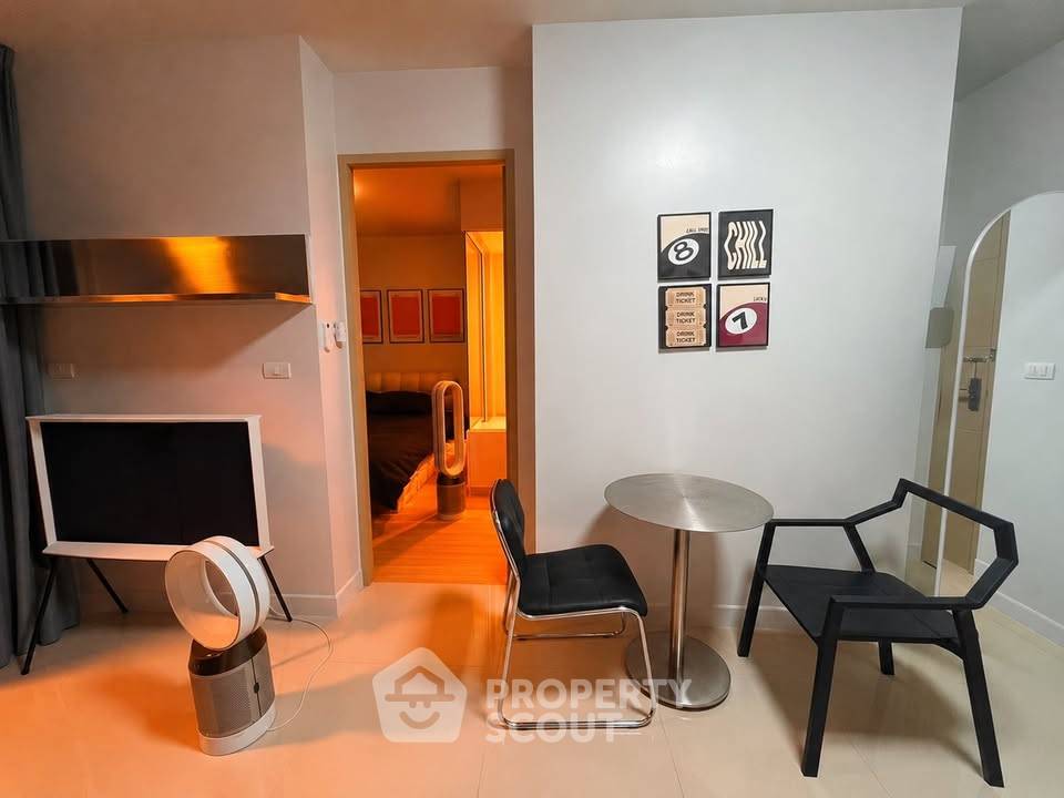 รูป คอนโดหนึ่งห้องนอน ชั้นยี่สิบเจ็ด Ideo Sathorn-Taksin ใกล้ BTS กรุงธนบุรี 100 เมตร (ID 3198101) - รูปที่ 7/8