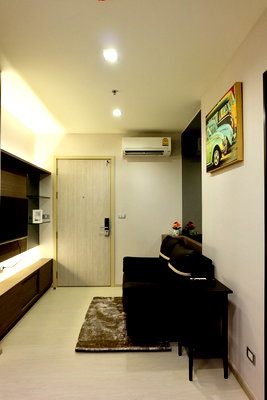 คอนโดให้เช่า : Rhythm Sukhumvit 36-38 (BTS Thonglor) 📍 1 bedroom