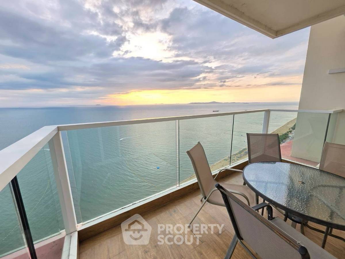 picture 2-Bedroom Condo At Cetus Beachfront, Jomtien Beach (ID 3196957) - 12/18