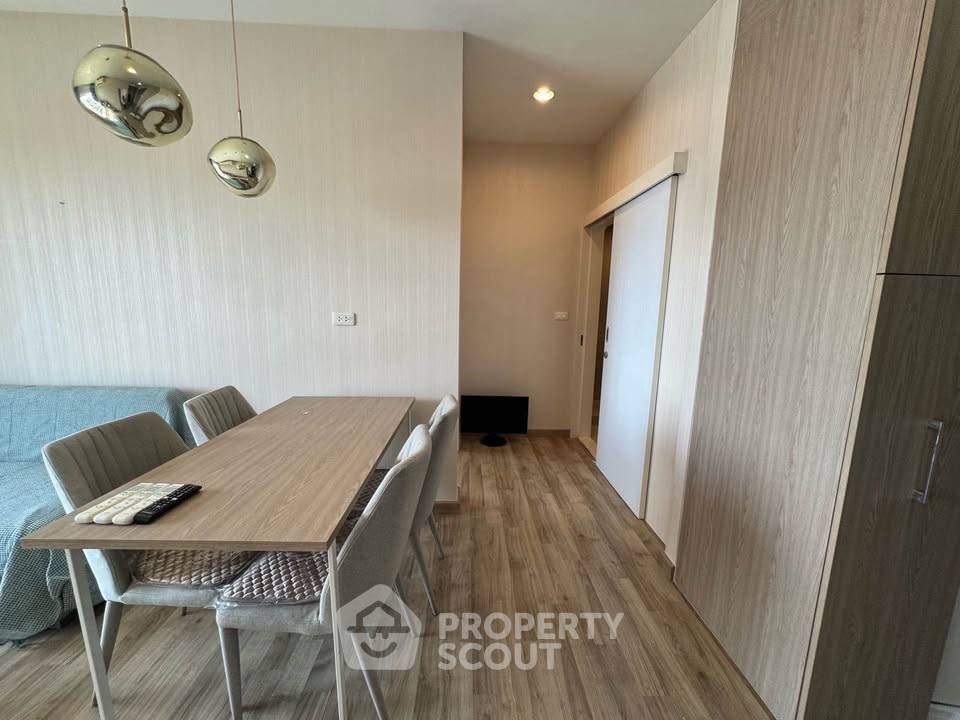 picture 28th-Floor 2-BR Niche Mono Sukhumvit-Bearing Near BTS Bearing (ID 3197747) - 8/25
