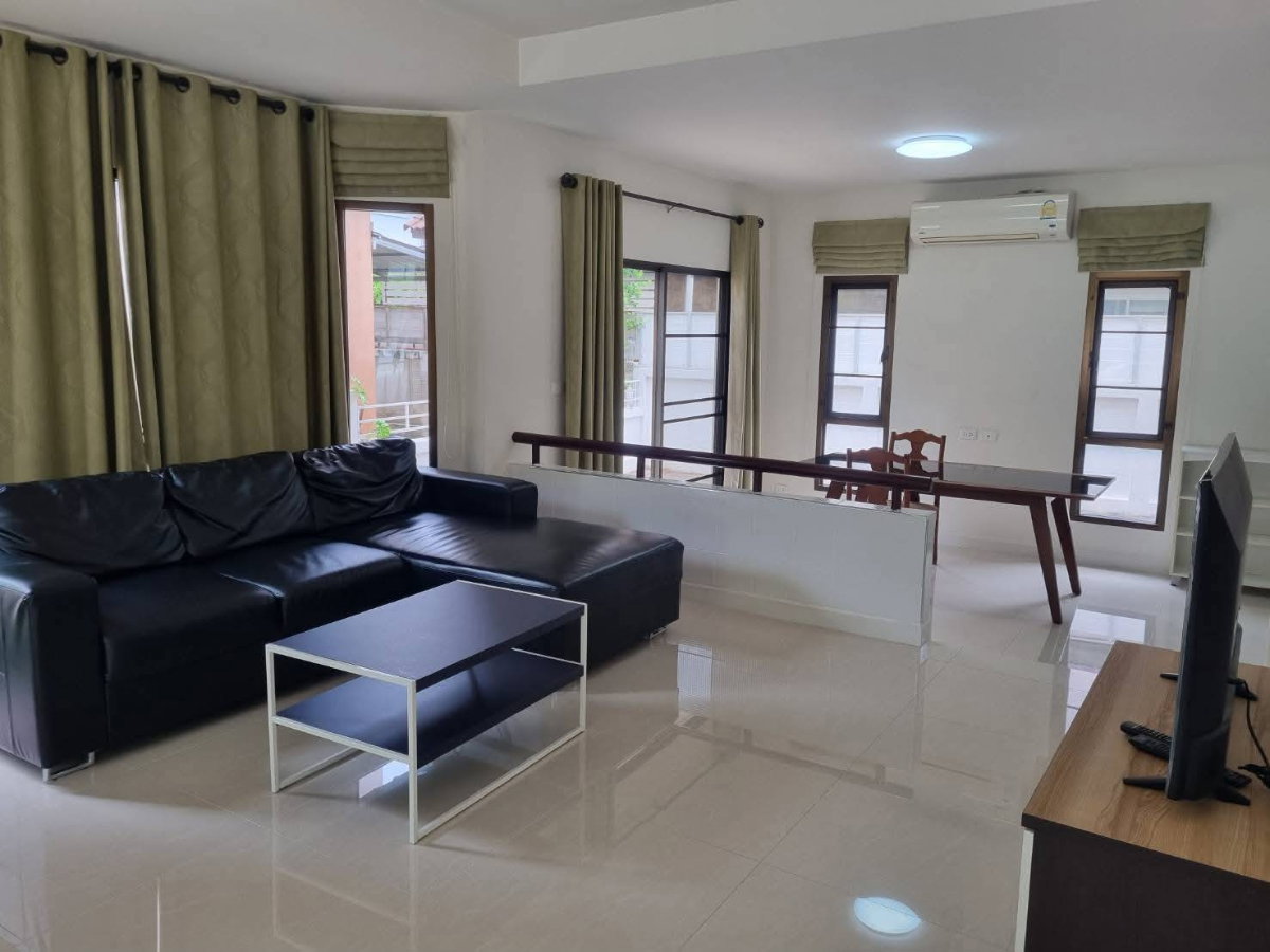 รูป บ้านเดี่ยว 2 ชั้น ให้เช่า 3 ห้องนอน 3 ห้องน้ำ โครงการหมู่บ้านกุลพันธ์วิลล์ 9 หางดง เชียงใหม่ ใกล้โรงเรียนนานาชาติลานนา (R1439) T.0946511456 - รูปที่ 3/13