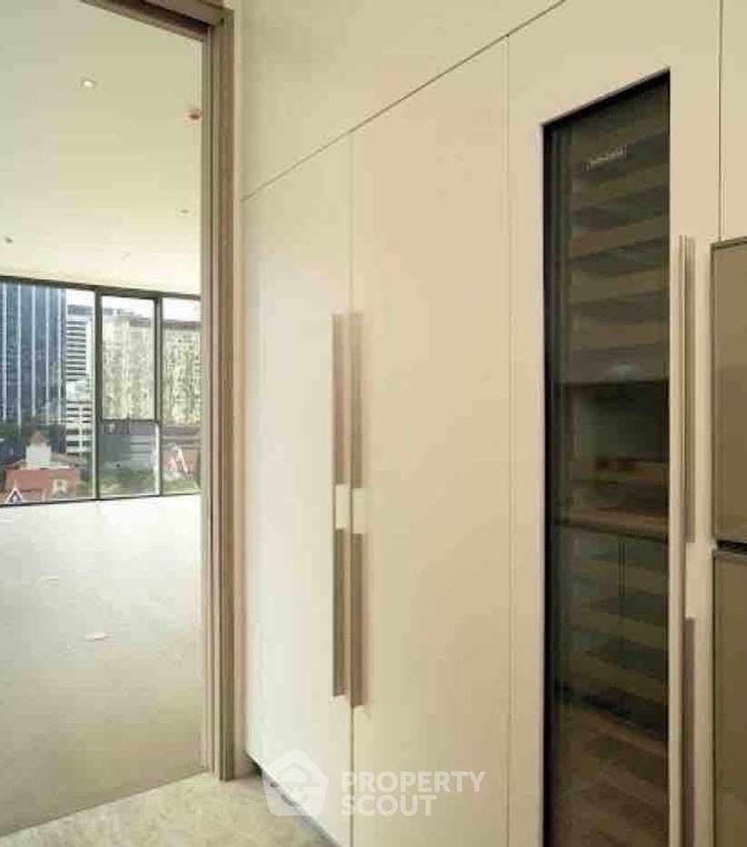 picture Pet-Friendly 1-BR, 157 Sqm | SCOPE Langsuan, 200m To BTS Chit Lom (ID 3197052) - 13/19