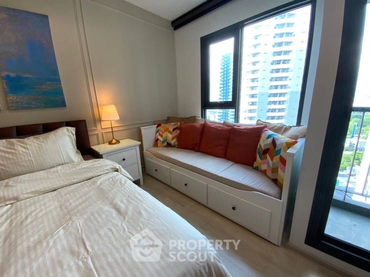 picture 1-BR Life One Wireless Near BTS Phloen Chit (ID 2744767) - 2/5