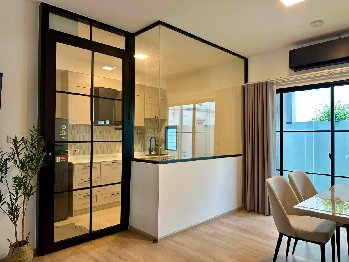 รูป 🏡 ทาวน์โฮมพร้อมอยู่ให้เช่า: Villaggio 3 ศรีนครินทร์–บางนา ✨ - รูปที่ 4/23
