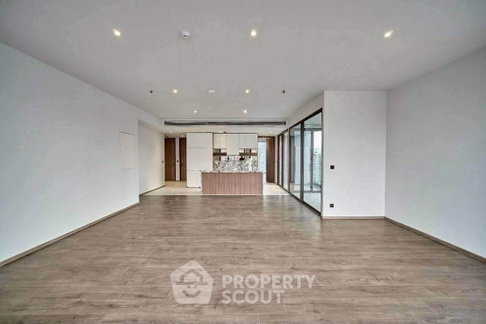 Spacious 3-BR 181 Sqm At ROMM CONVENT Near BTS Sala Daeng (ID 3105820)