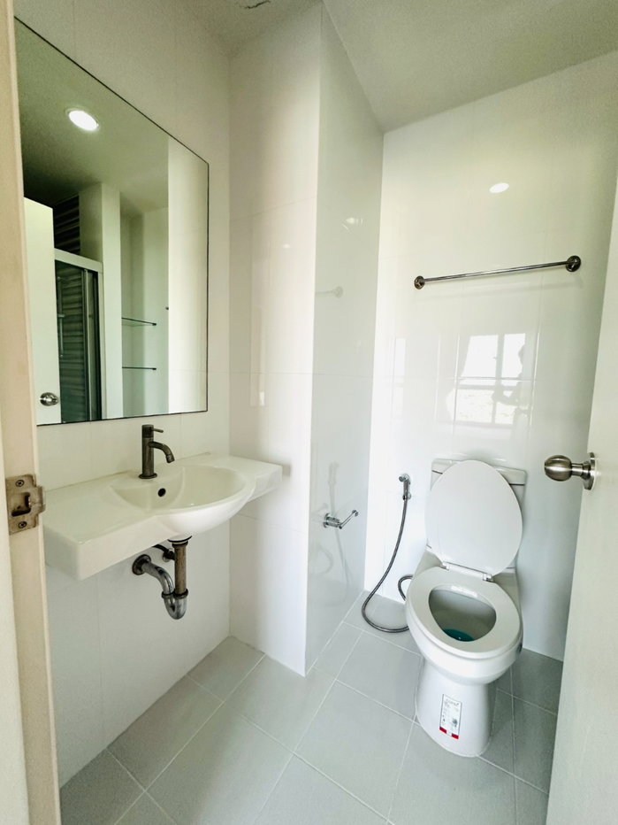 picture For rent Issi Condo Suksawad **ready to move in** - 10/13
