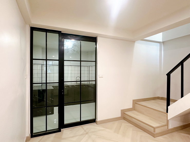 รูป 🏠 เจ้าของขายเอง 🏠 รีโนเวทใหม่ทั้งหลัง ทาวน์โฮม 2 ชั้น ซอยอ่อนนุช 44 | เดินแค่ 50 เมตร ถึง 7-11 | · ห่าง BTS บางจาก แค่ 2.9 กม. - รูปที่ 6/14