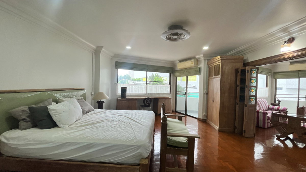 picture Spacious Riverside Condo with Doi Suthep & Ping River Views - 12/20