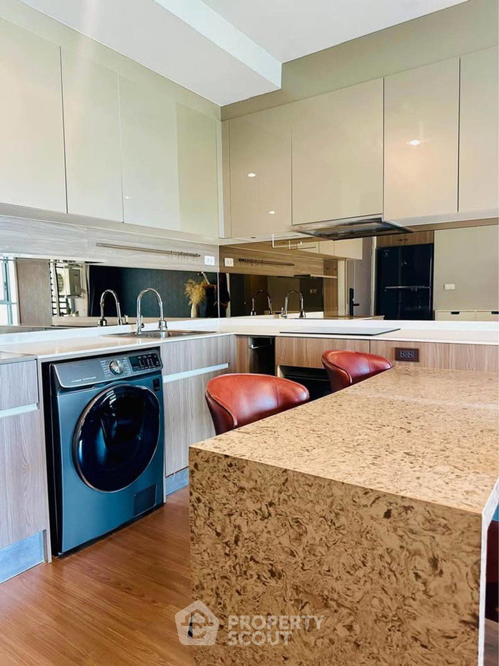 picture High-Floor 2-BR Ideo Phaholyothin Chatuchak Near BTS Saphan Khwai (ID 3173152) - 9/9