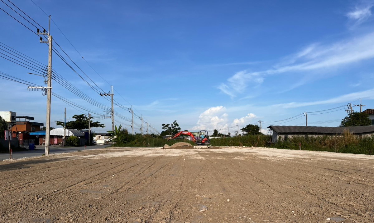 รูป  100 ตรว. หน้ากว้าง ใกล้สนามบิน มหาวิทยาลัย รถไฟฟ้า มอเตอร์เวย์ ถนนตัดใหม่กรุงเทพกรีฑา พระราม9 ใกล้แหล่งงาน โรงเรียนนานาชาติ จุดขึ้นลงทางด่วนสายใหม่ - รูปที่ 2/19