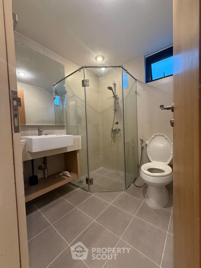 picture 300m To BTS Ekkamai | 1-BR Zenith Place Sukhumvit 42 Condominium (ID 3195457) - 9/11