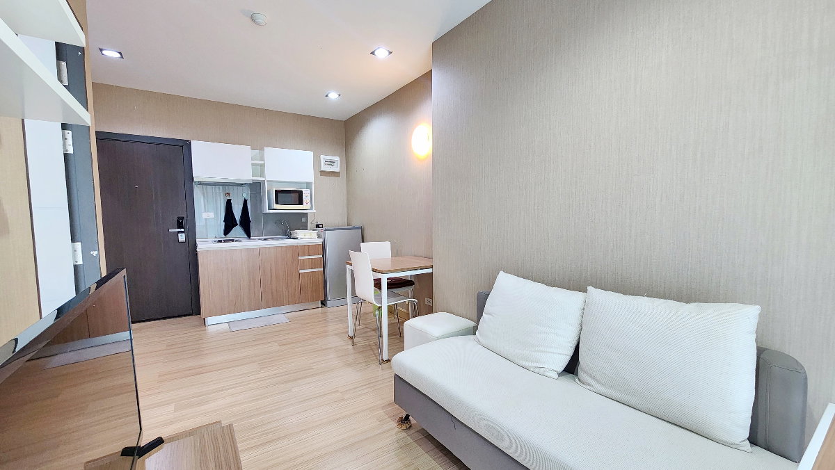 รูป คอนโด ให้เช่า ใกล้ รพ. เชียงใหม่ เพียง 300 ม.ห้องมุม 34 ตรม. เฟอร์ครบ พร้อมอยู่ฟิตเนส สระว่ายน้ำ @One Plus สวนดอก 5  - รูปที่ 8/21