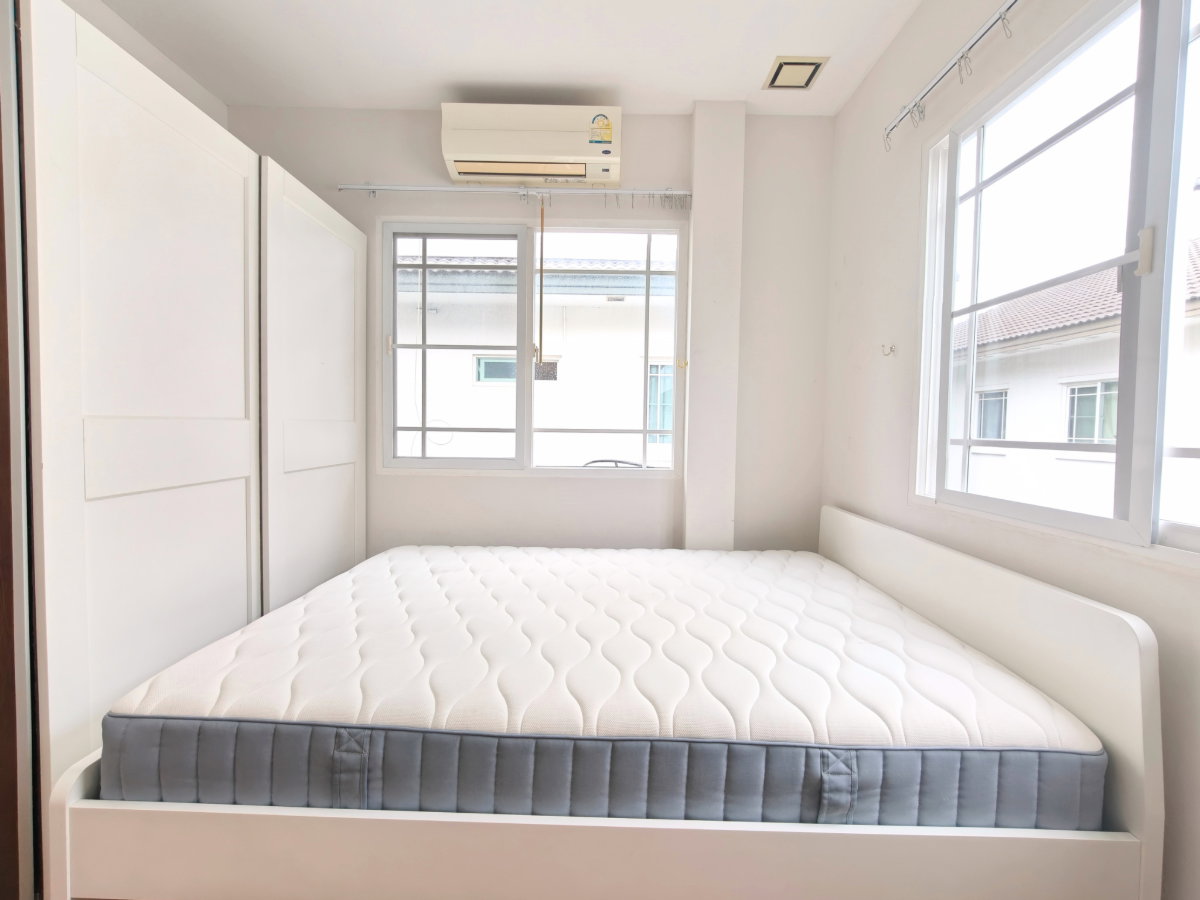 รูป บ้านเดี่ยวพร้อมอยู่ที่มีส่วนกลางระดับ Luxury โครงสร้างดีไม่ต้องซ่อม คุ้มค่าที่สุด ใกล้โรงเรียนนานาชาติชื่อดัง - รูปที่ 14/26