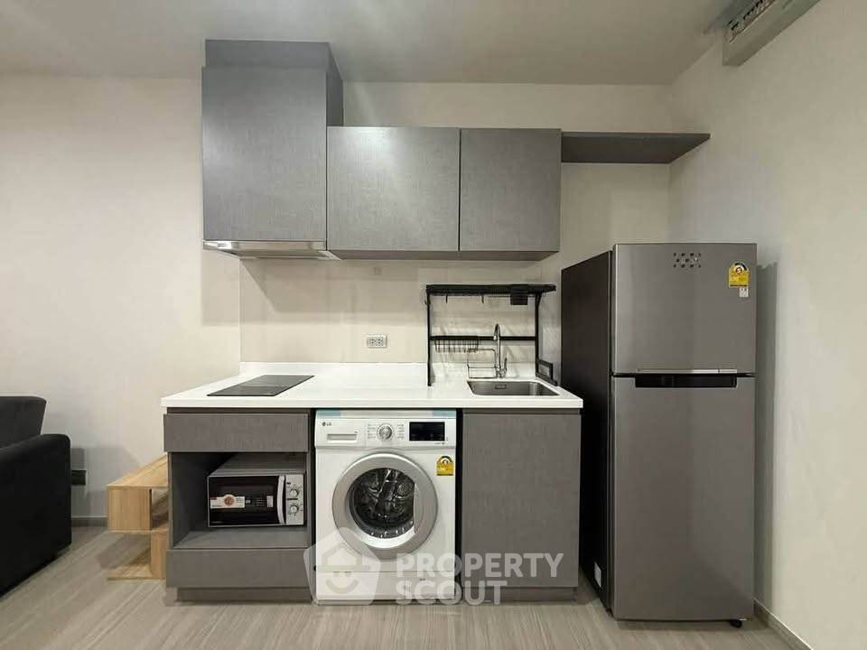 picture 36th-Floor 1-BR At Life Asoke Hype 400m From ARL Makkasan (ID 3195246) - 7/14